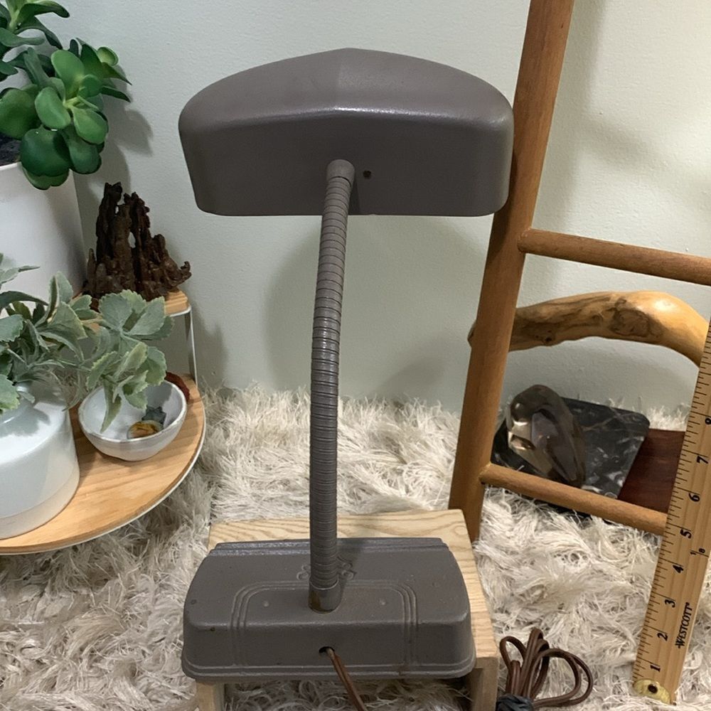 Cast Metal Grey Industrial Style Gooseneck Lamp Vintage Decor - Picture 10 of 17